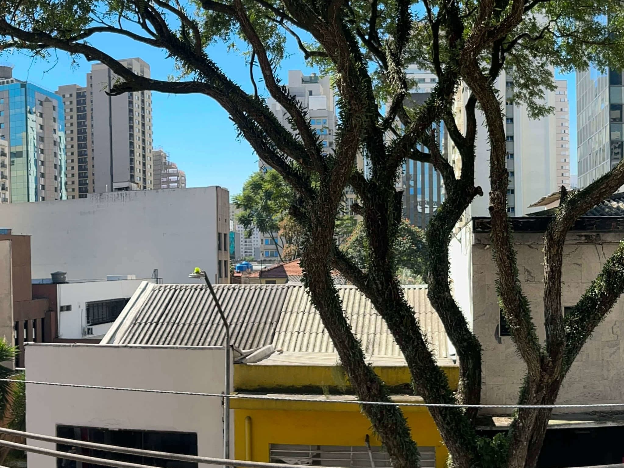 Apartamento com Varanda - Itaim Bibi